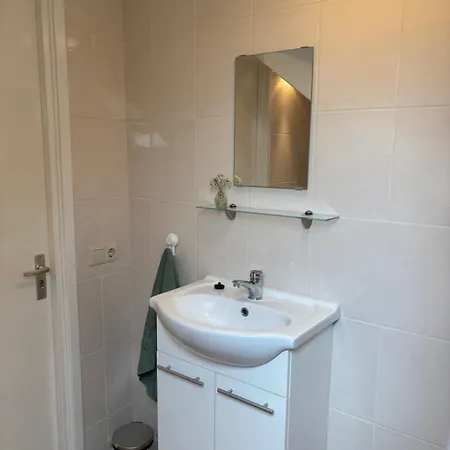 't Veldhuisje Appartement Kootwijkerbroek